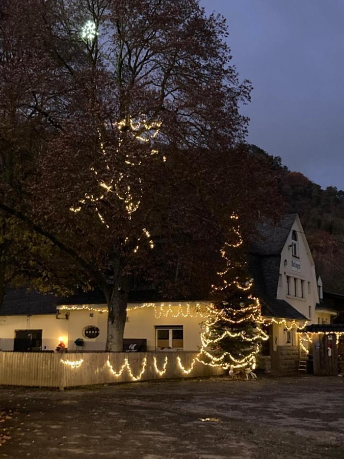 Bergs Bahnhof Ralingen